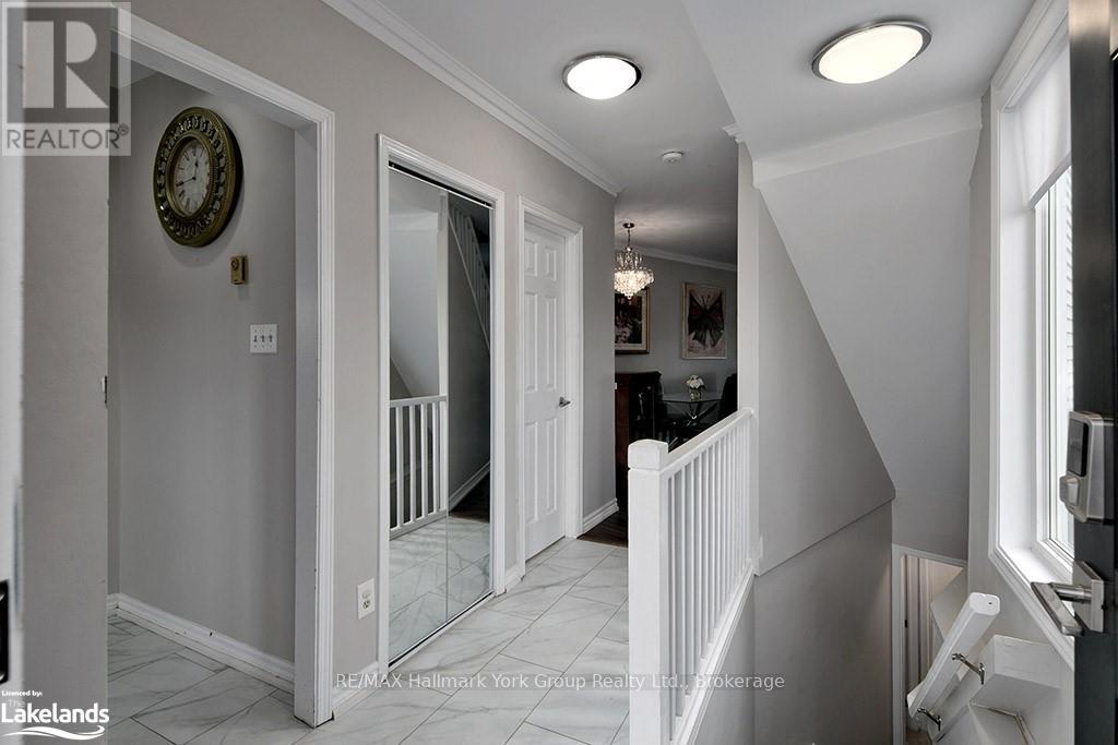 1 - 1 Spruce Street, Wasaga Beach, Ontario  L9Z 2X1 - Photo 9 - S10439743