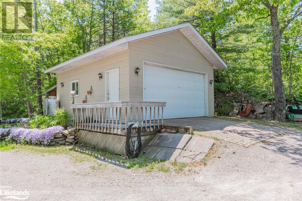 285 Crooked Bay Road, Georgian Bay (Baxter), Ontario  L0K 1S0 - Photo 8 - X10435181