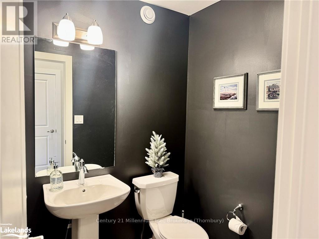 113 Courtland Street, Blue Mountains (Blue Mountain Resort Area), Ontario  L9Y 5L8 - Photo 13 - X10435277