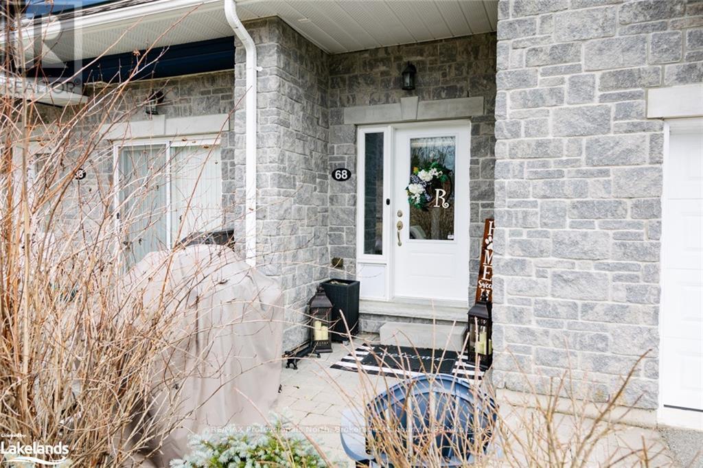 13 - 68 Webb Circle, Dysart Et Al, Ontario  K0M 1S0 - Photo 2 - X10436935