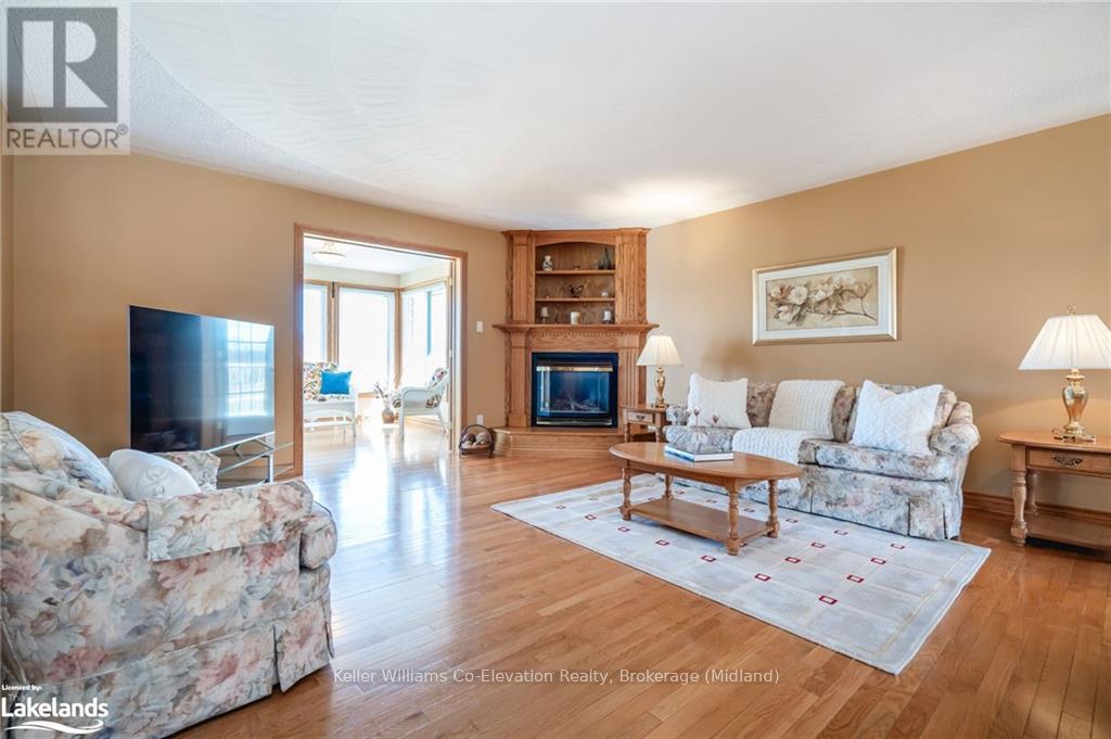 8485 Highway 93, Tiny, Ontario  L4R 0E3 - Photo 7 - S10436312