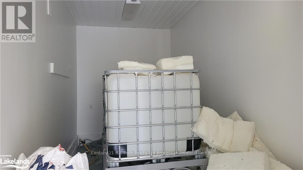 23 Laurier Road, Penetanguishene, Ontario  L9M 1G8 - Photo 12 - S10437774