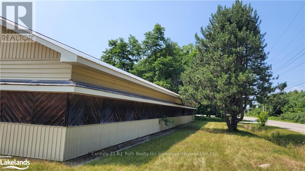 23 Laurier Road, Penetanguishene, Ontario  L9M 1G8 - Photo 4 - S10437774