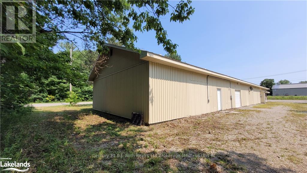 23 Laurier Road, Penetanguishene, Ontario  L9M 1G8 - Photo 5 - S10437774