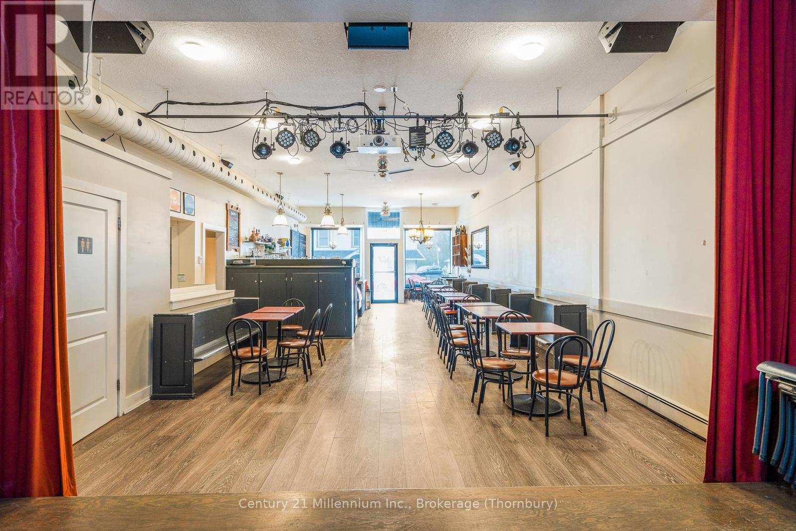 131-133 Garafraxa Street S, West Grey, Ontario  N0G 1R0 - Photo 14 - X10436359