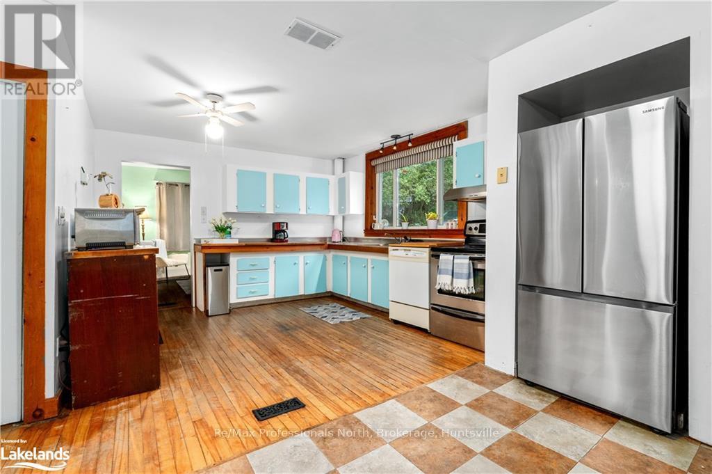 4 Stocking Lane, Huntsville, Ontario  P1H 1V4 - Photo 4 - X10438340