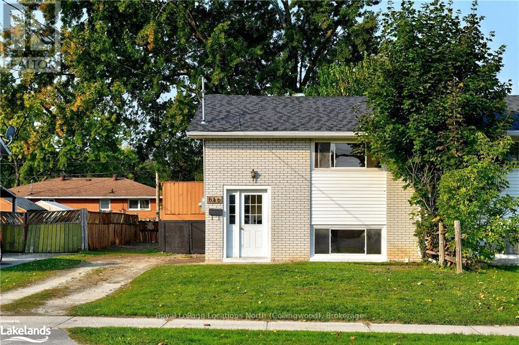 646 Oak Street, Collingwood, Ontario  L9Y 2Z8 - Photo 2 - S10438949