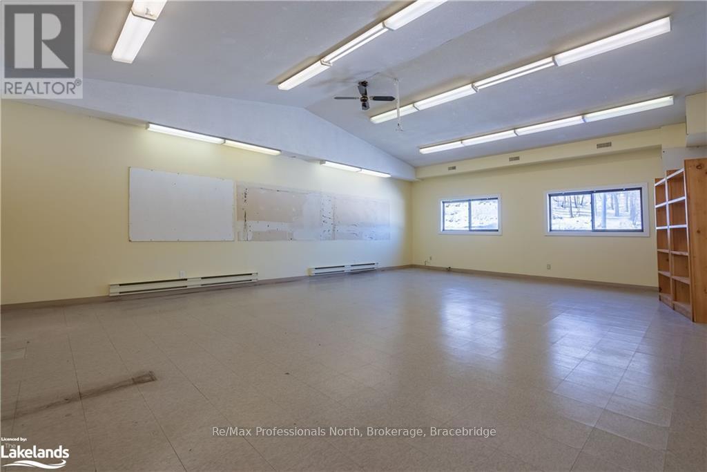 2483 Old Muskoka Road, Huntsville, Ontario  P0B 1M0 - Photo 22 - X10437606