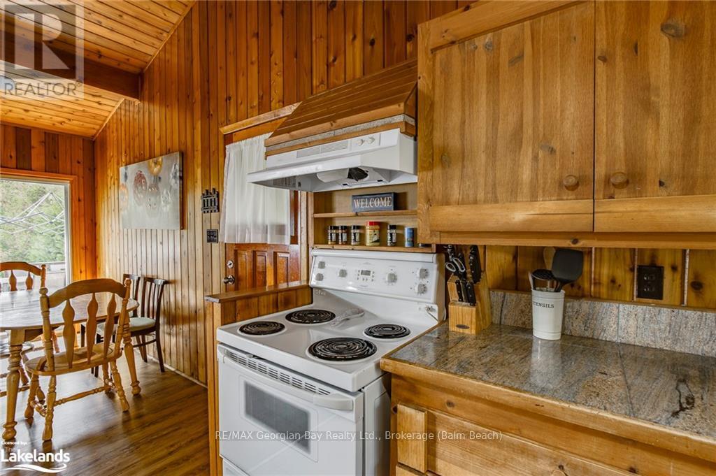 69 Albert Avenue, Tiny, Ontario  L0L 2J0 - Photo 11 - S10437346