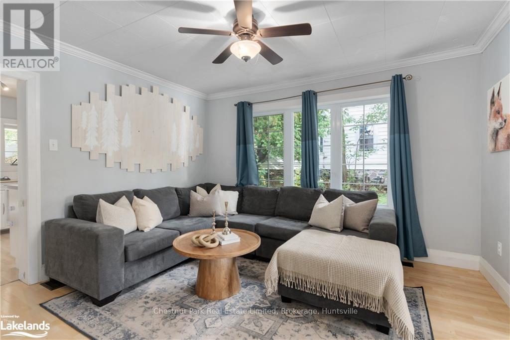 3 Cora Street E, Huntsville, Ontario  P1H 1T5 - Photo 12 - X10437119