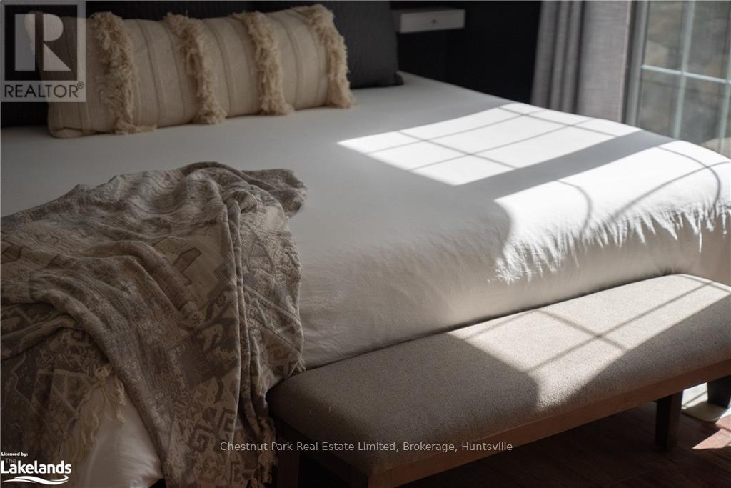 3 Cora Street E, Huntsville, Ontario  P1H 1T5 - Photo 23 - X10437119