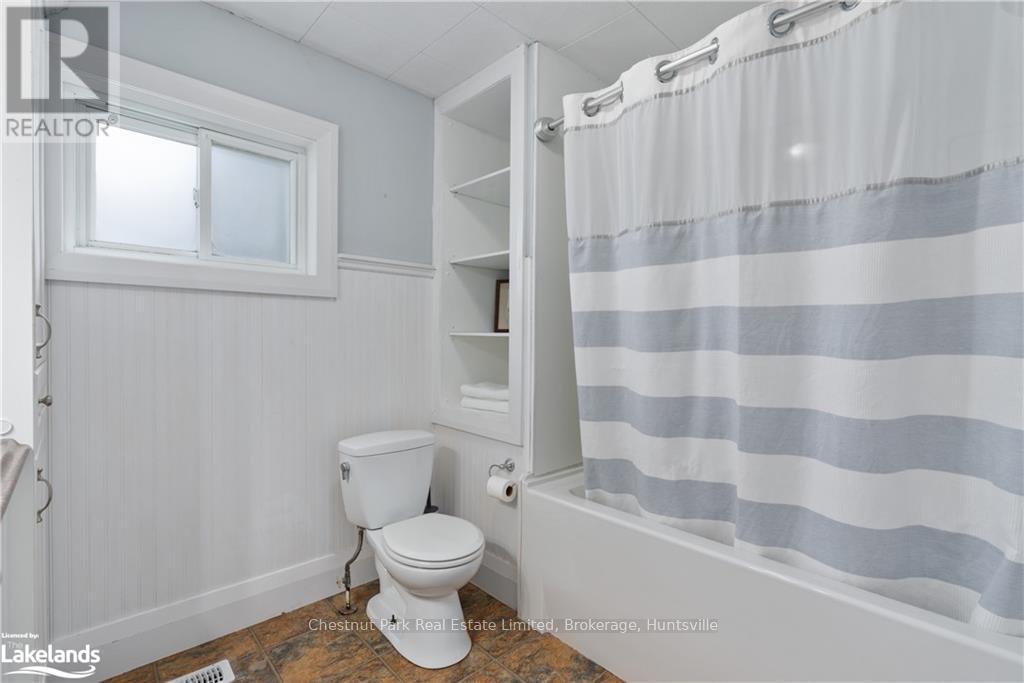 3 Cora Street E, Huntsville, Ontario  P1H 1T5 - Photo 5 - X10437119