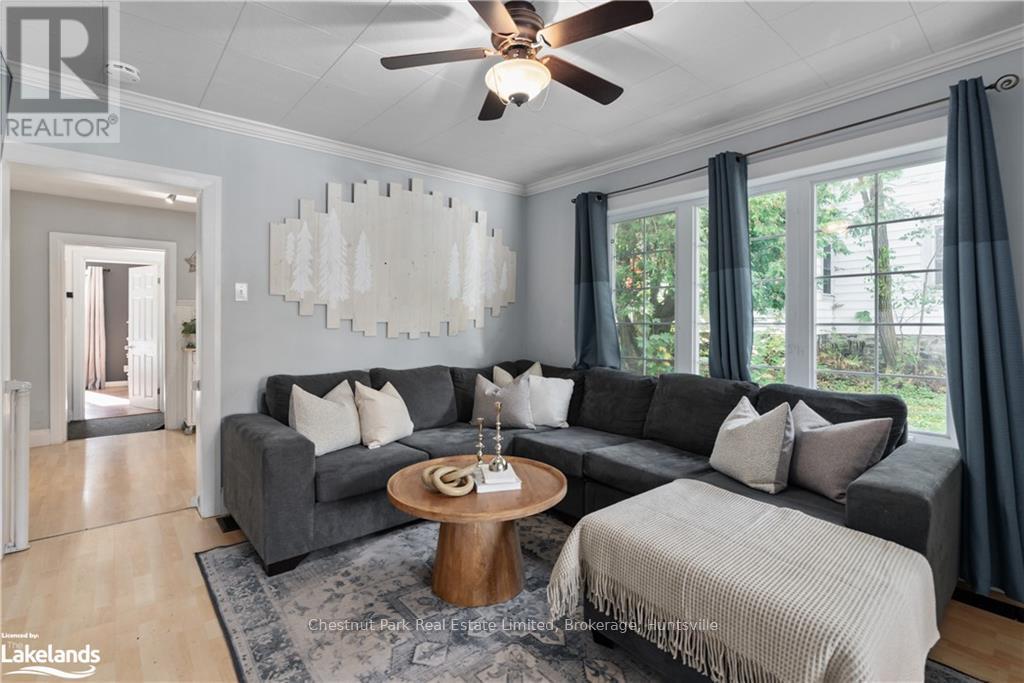 3 Cora Street E, Huntsville, Ontario  P1H 1T5 - Photo 8 - X10437119