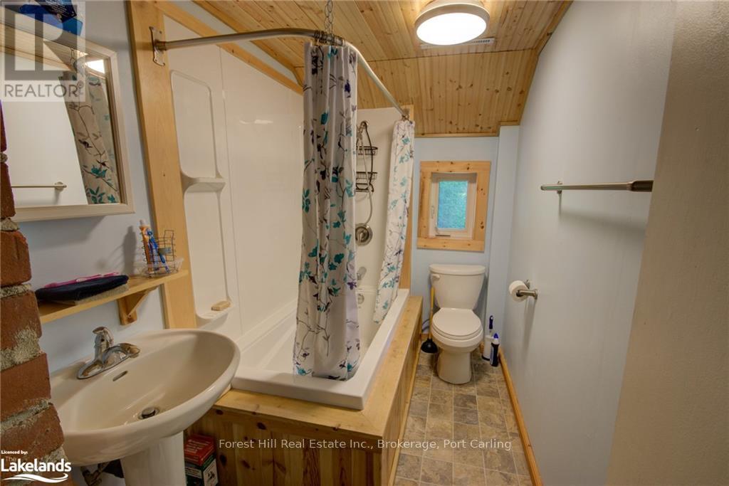 4061 Muskoka  169 Road S, Muskoka Lakes (Medora), Ontario  P0B 1J0 - Photo 23 - X10438720