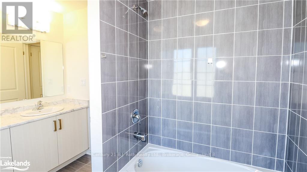 243 Mckenzie Drive, Clearview, Ontario  L0M 1S0 - Photo 14 - S10439688