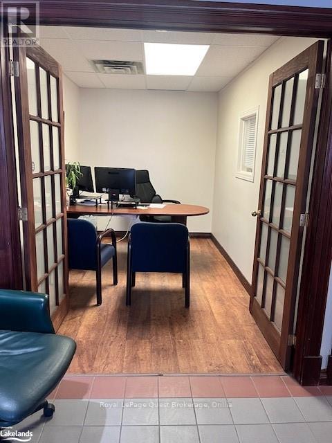 3 - 25 Front Street S, Orillia, Ontario  L3V 4S1 - Photo 3 - S10440401