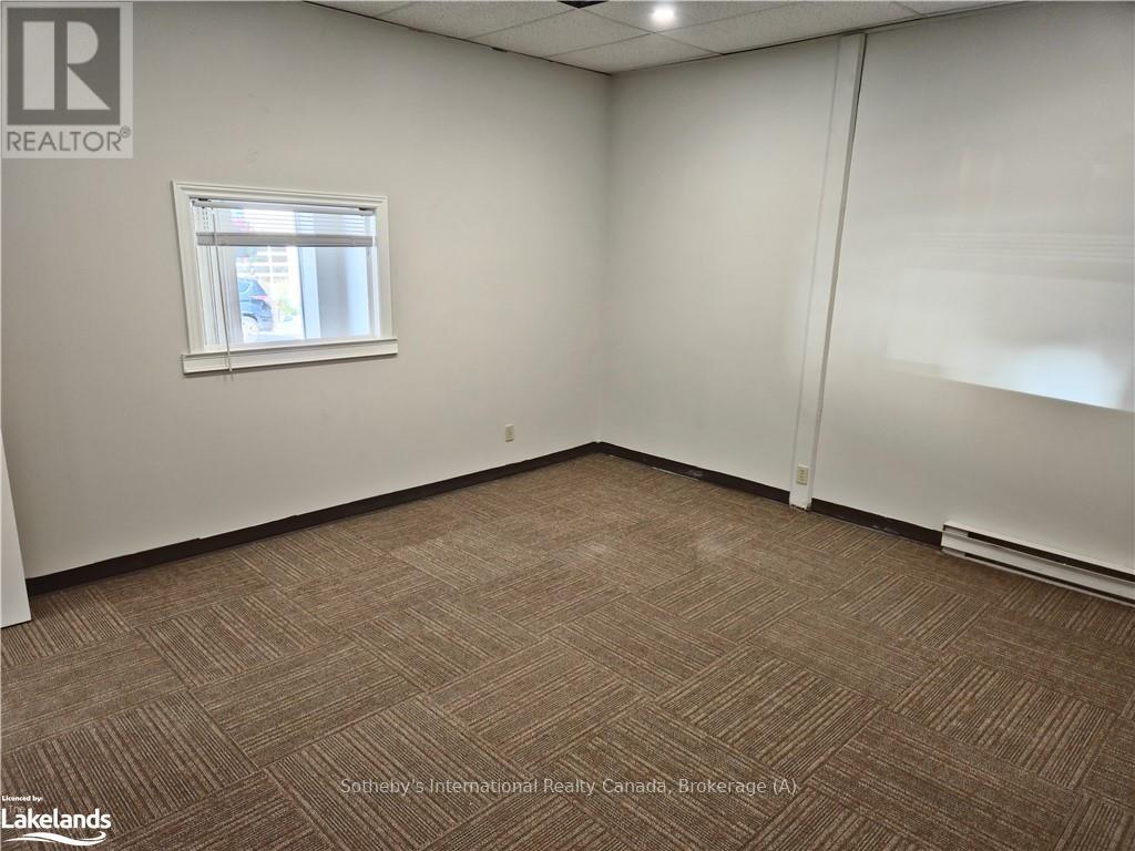 101 Main Street, Penetanguishene, Ontario  L9M 1S9 - Photo 6 - S10894563