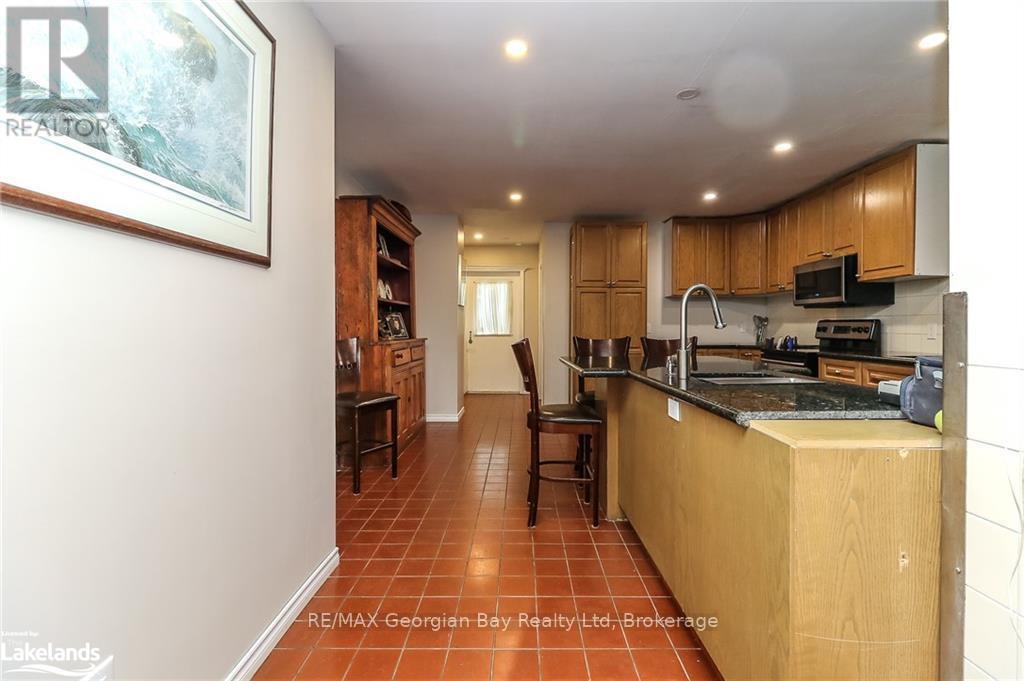 392 William Street, Tay (Victoria Harbour), Ontario  L0K 2A0 - Photo 12 - S10896160