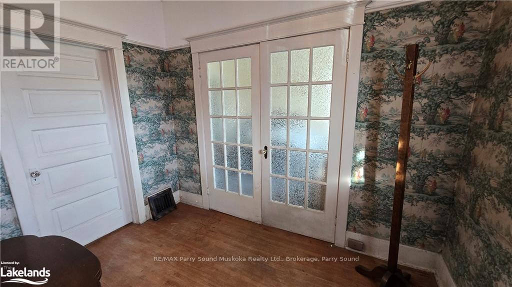 155 Huston St Street, Burk's Falls, Ontario  P0A 1C0 - Photo 13 - X10438107