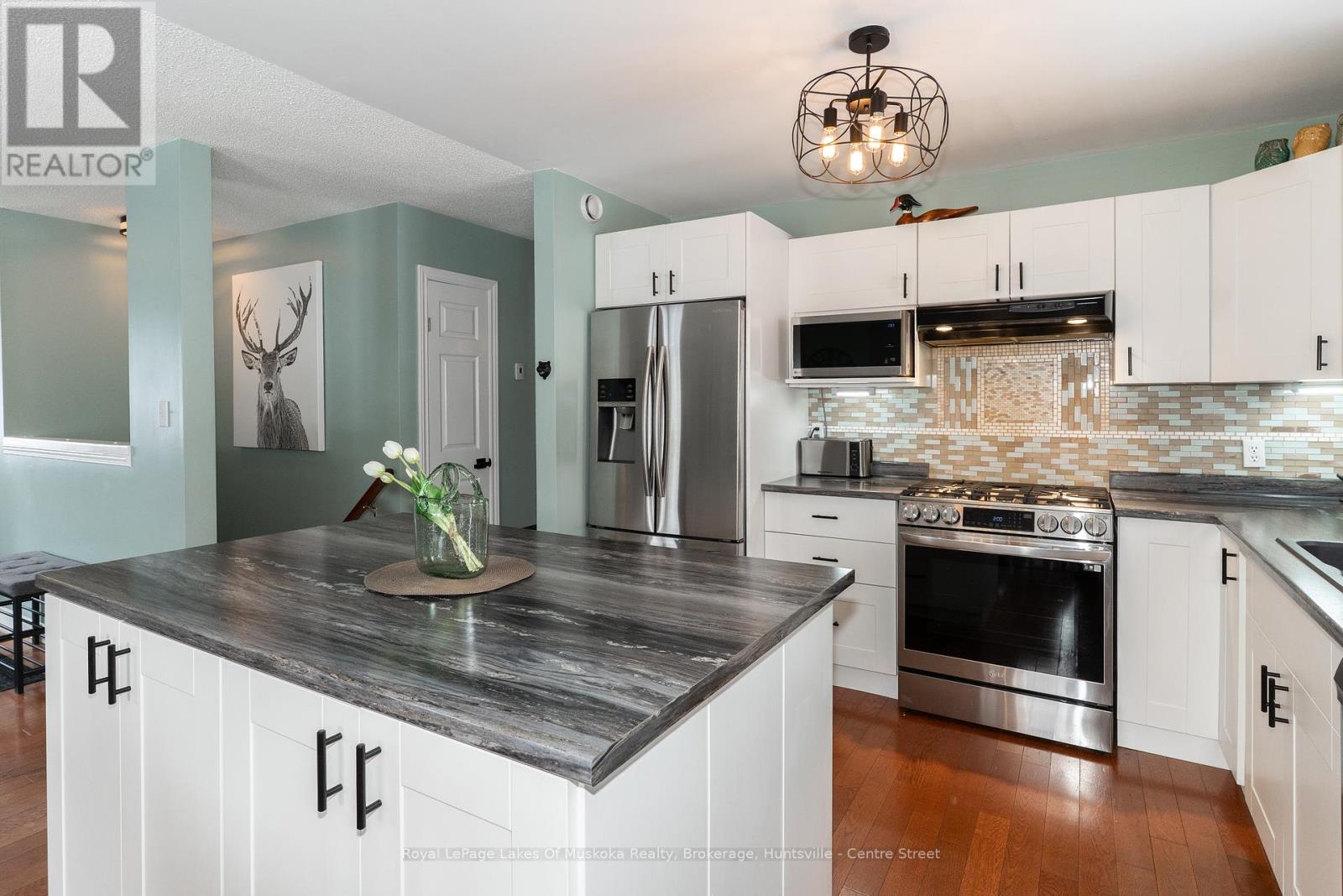 58 Hanes Road, Huntsville (Chaffey), Ontario  P1H 2P5 - Photo 17 - X10438908