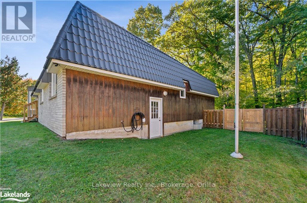 3914 Rosemary Lane, Innisfil, Ontario  L9S 2L6 - Photo 10 - N10438840