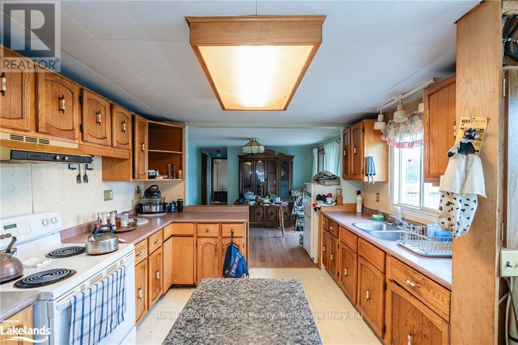 3338 Cox Drive, Severn, Ontario  L0K 2B0 - Photo 8 - S10439450