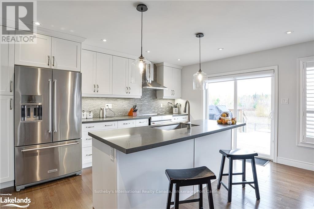 83 Douglas Drive, Bracebridge, Ontario  P1L 0L3 - Photo 4 - X10438700