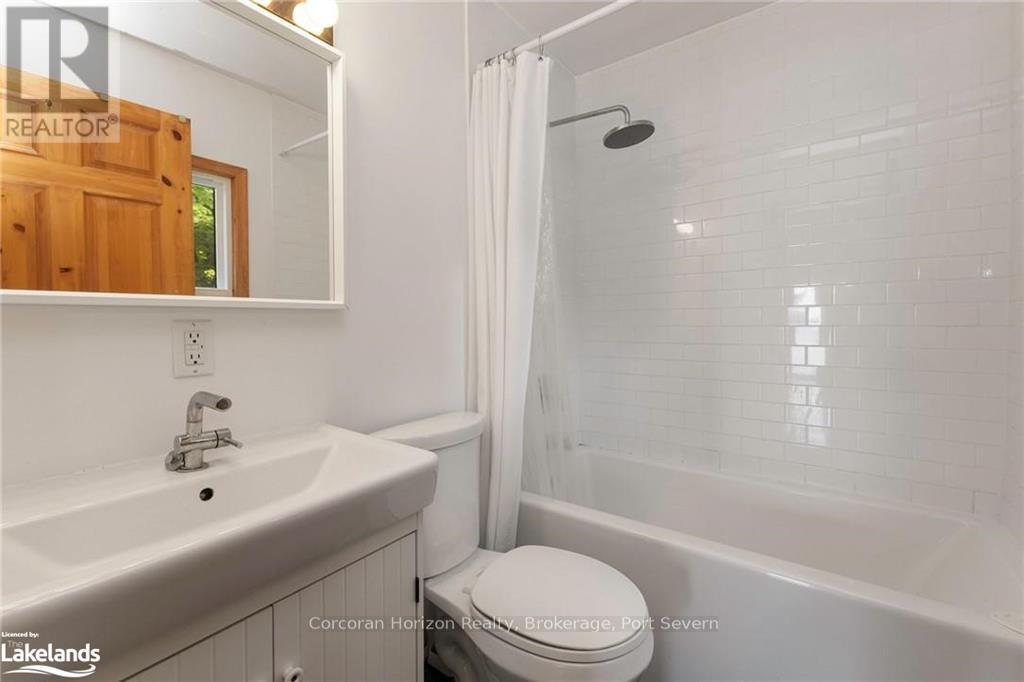 242 Is 90 Six Mi Lake Road, Georgian Bay, Ontario  L0K 1S0 - Photo 16 - X10438968