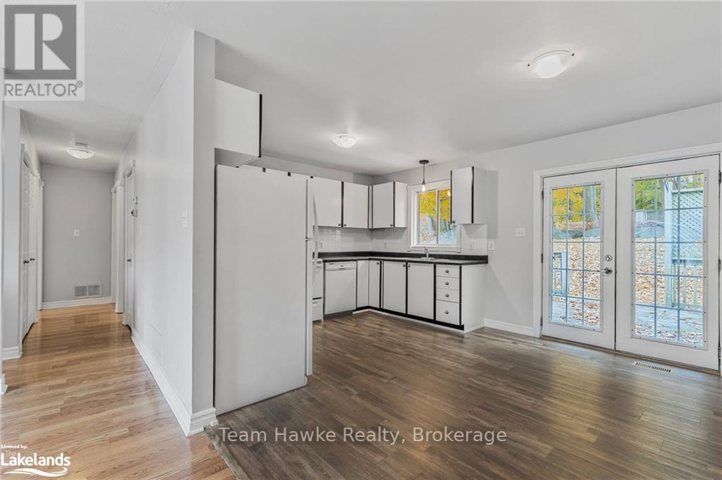 807 Birchwood Drive, Midland, Ontario  L4R 4Y3 - Photo 8 - S10439979