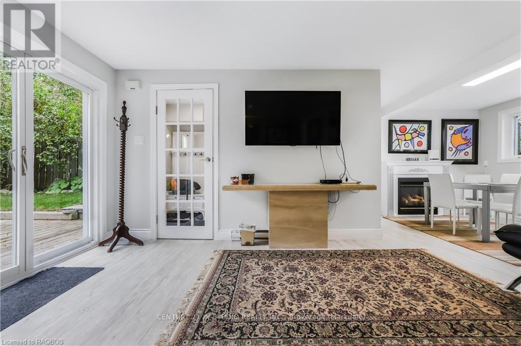 1958 Shore Lane, Wasaga Beach, Ontario  L9Z 1T7 - Photo 6 - S10846989