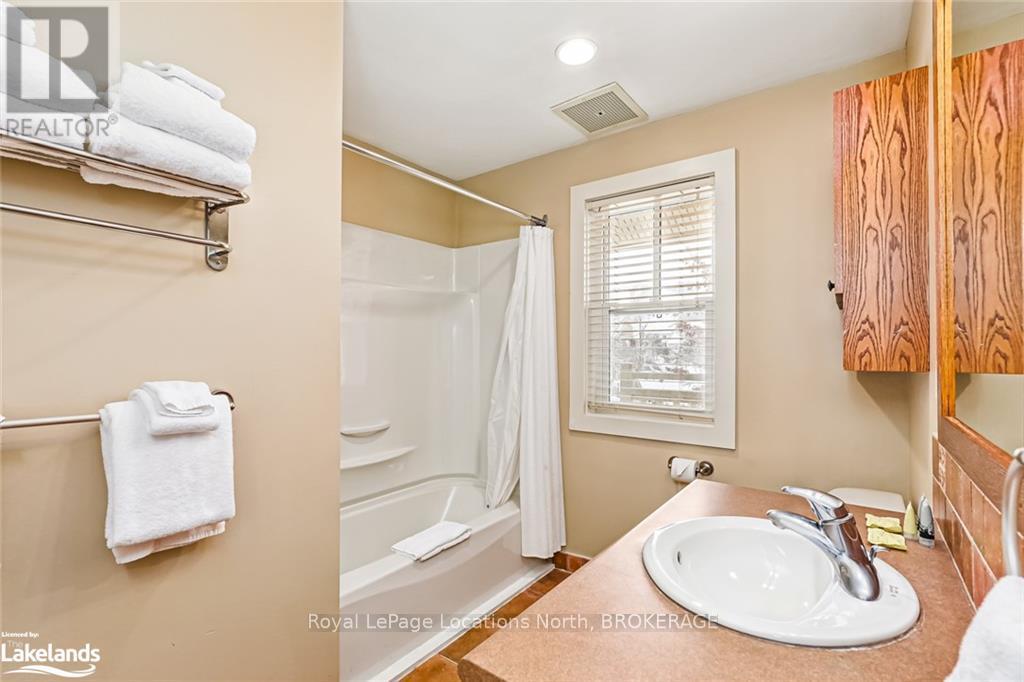 226 - 125 Fairway Court, Blue Mountains, Ontario  L9Y 0P8 - Photo 20 - X10438405