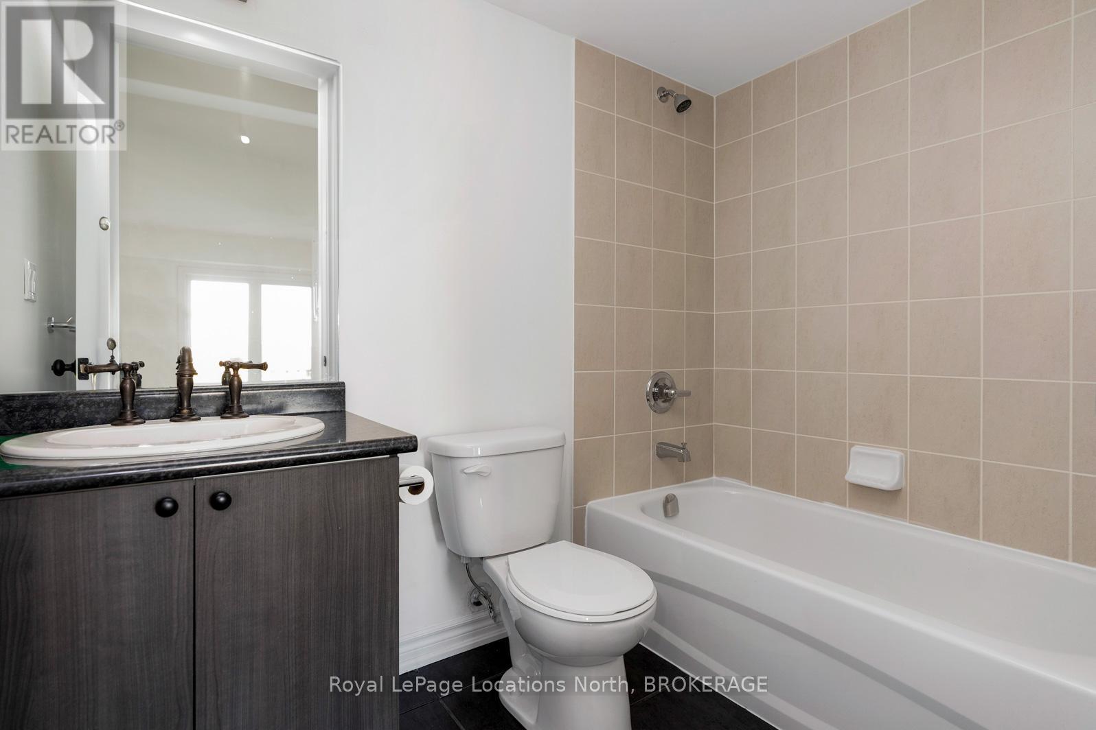 204 - 7 Anchorage Crescent, Collingwood, Ontario  L9Y 0Y6 - Photo 10 - S10436970