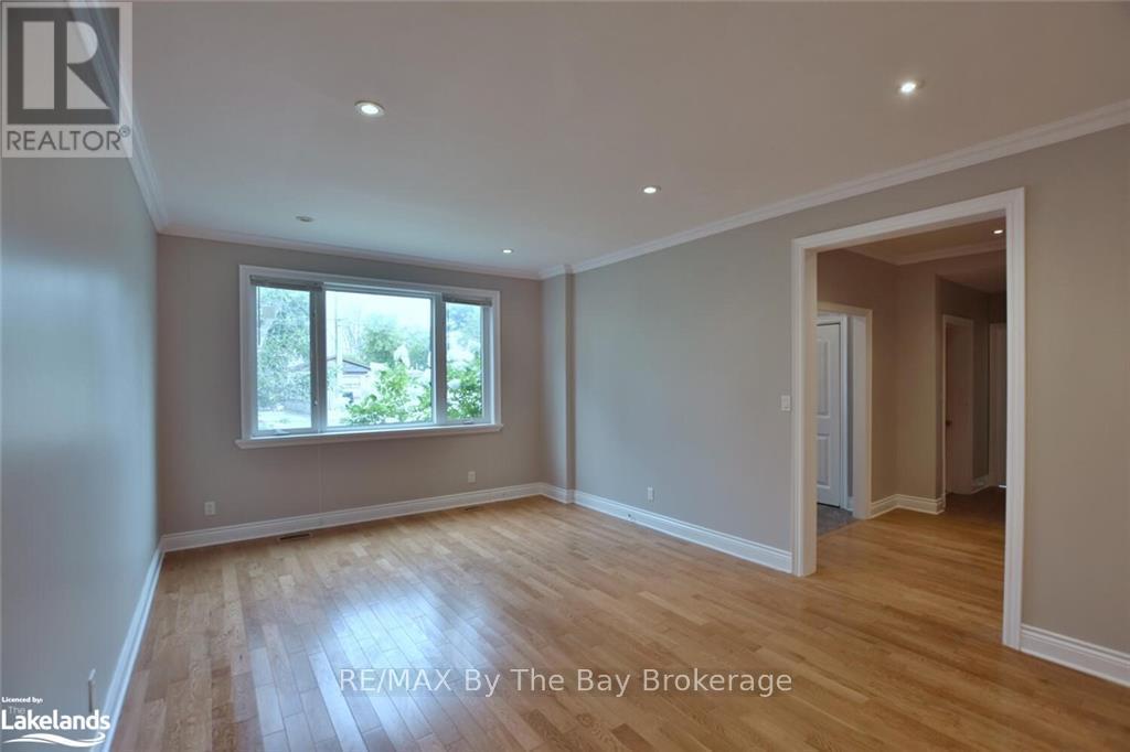 243 River Road East, Wasaga Beach, Ontario  L9Z 2L1 - Photo 11 - S10898051