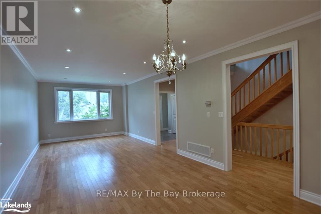 243 River Road East, Wasaga Beach, Ontario  L9Z 2L1 - Photo 14 - S10898051