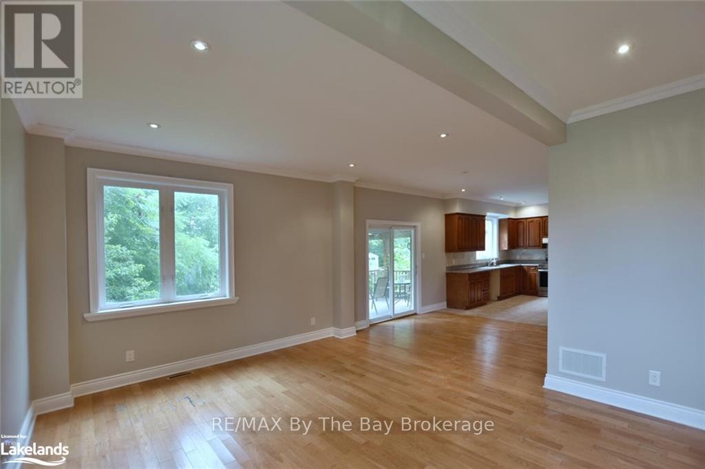 243 River Road East, Wasaga Beach, Ontario  L9Z 2L1 - Photo 22 - S10898051