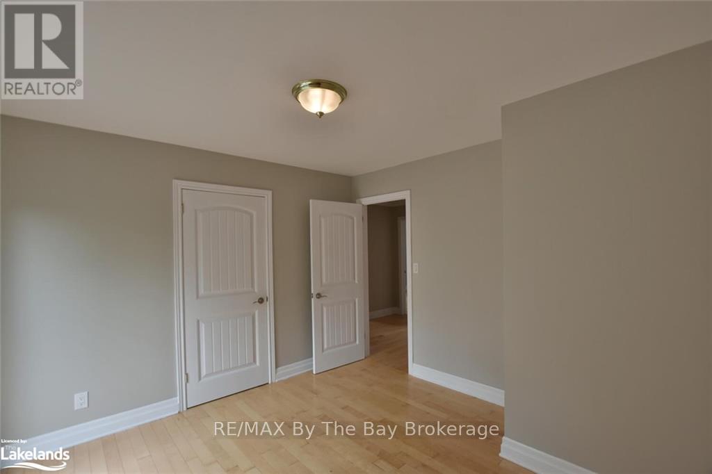 243 River Road East, Wasaga Beach, Ontario  L9Z 2L1 - Photo 40 - S10898051