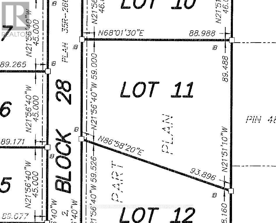 11 Crimson Lane, Huntsville, Ontario  P0B 1L0 - Photo 2 - X10437894