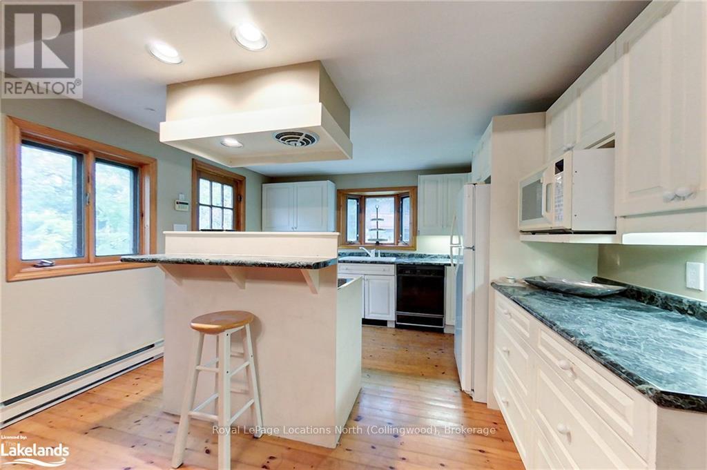 7 - 102 Wensley Drive, Blue Mountains, Ontario  N0H 1J0 - Photo 14 - X10438497