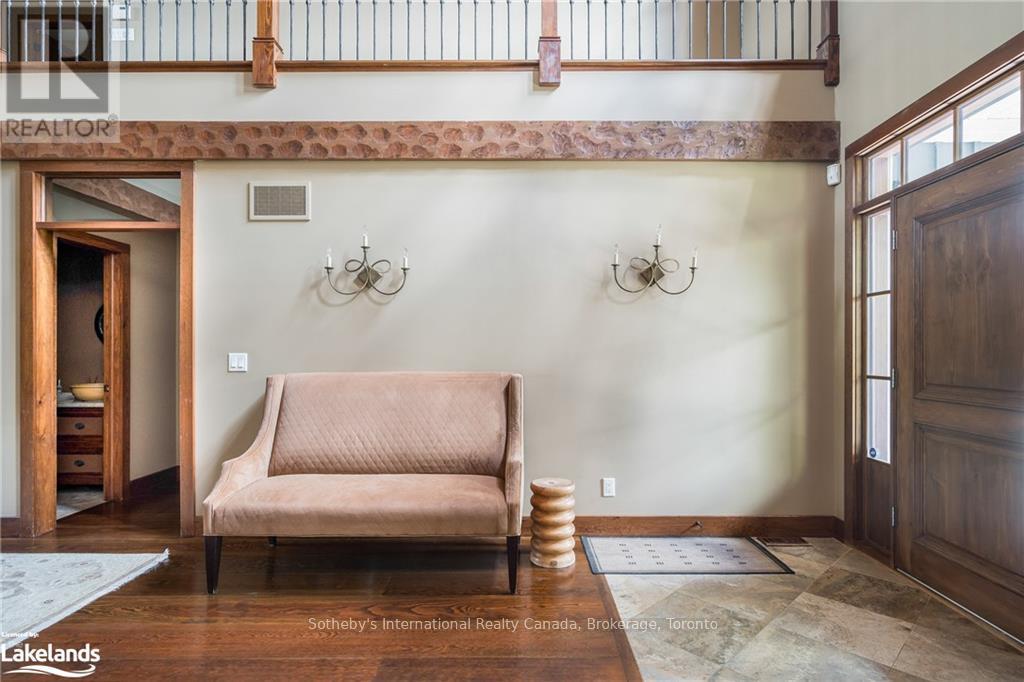 148 Snowbridge Way, Blue Mountains (Blue Mountain Resort Area), Ontario  L9Y 0V1 - Photo 8 - X10439128