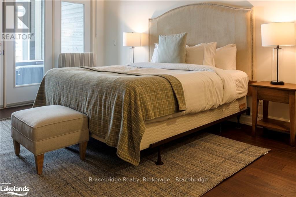 L204-D2 - 1869 Muskoka Road 118 W, Muskoka Lakes (Monck (Muskoka Lakes)), Ontario  P1L 1W8 - Photo 3 - X10439154