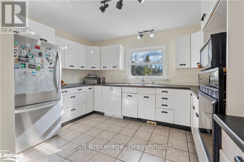 6460 Wellington 7 Road, Centre Wellington, Ontario  N0B 1S0 - Photo 11 - X10439177