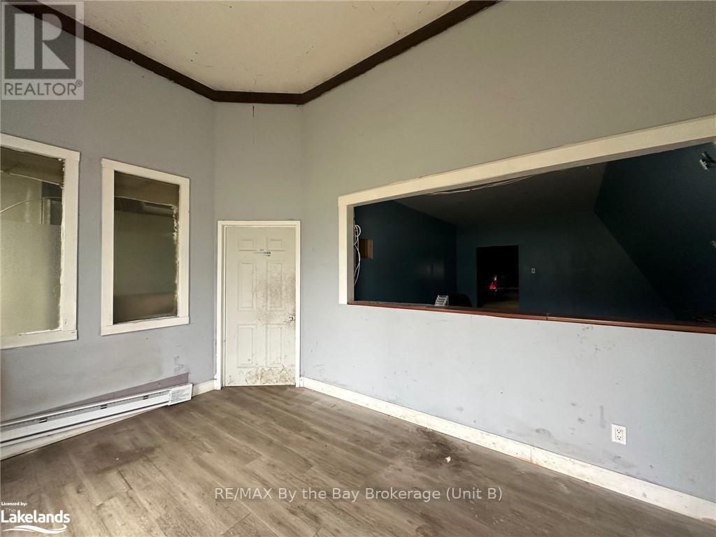 9572 Beachwood Road, Collingwood, Ontario  L9Y 3Z1 - Photo 2 - S10437734