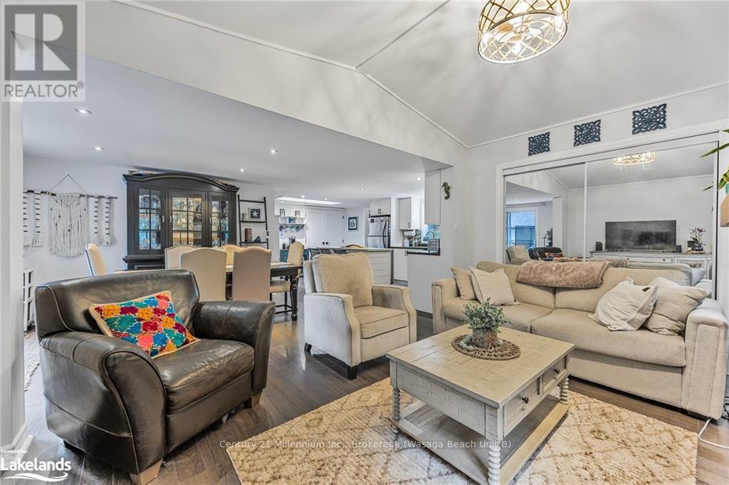 9 Evans Drive, Tiny, Ontario  L0L 2J0 - Photo 15 - S10438998