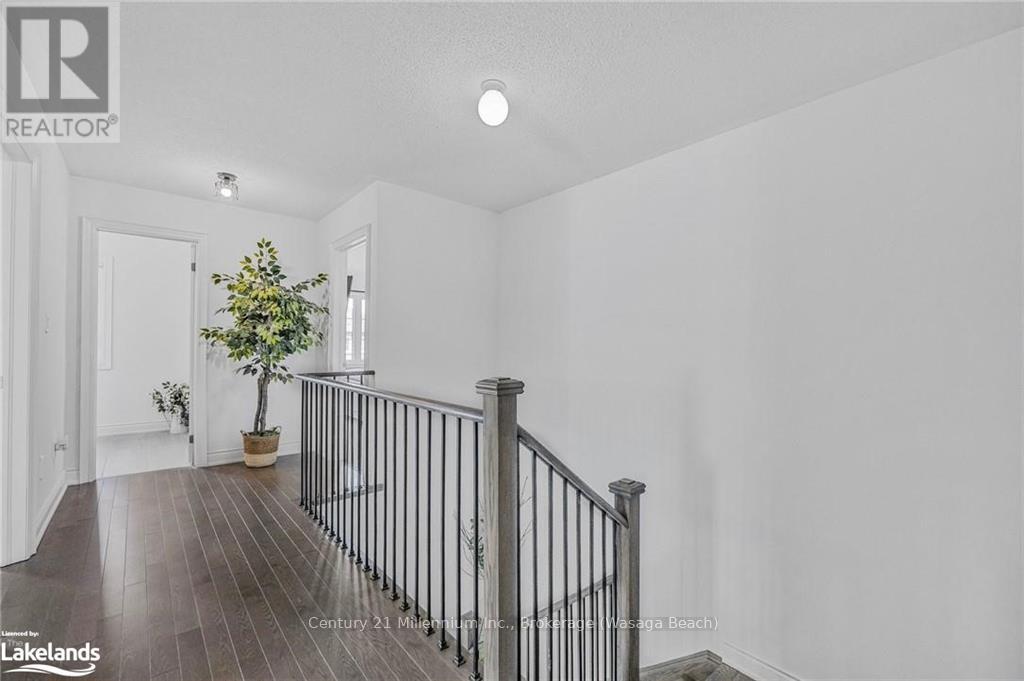 33 Autumn Drive, Wasaga Beach, Ontario  L9Z 0K7 - Photo 16 - S10439946