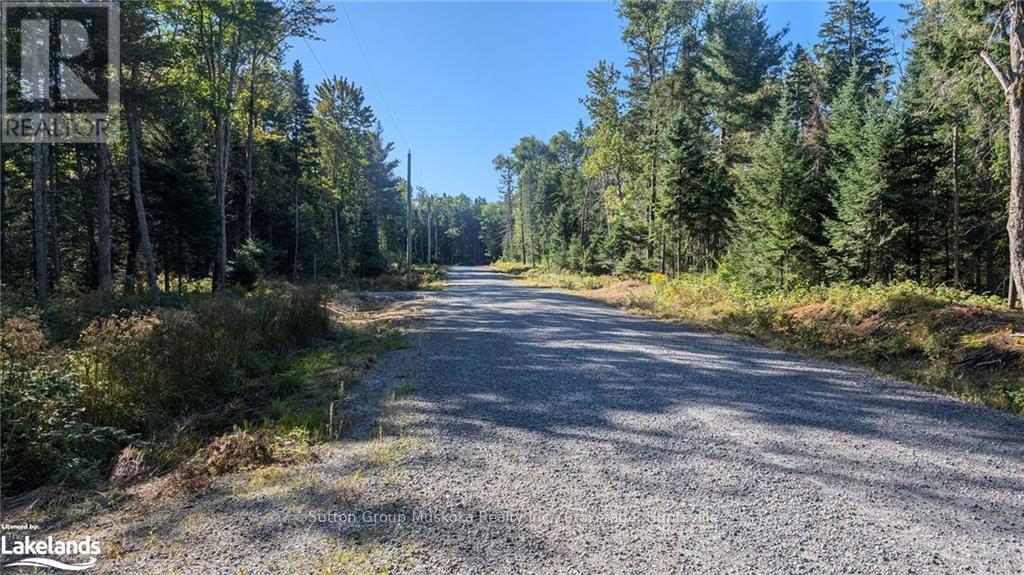 10 Crimson Lane, Huntsville, Ontario  P0B 1L0 - Photo 2 - X10437800