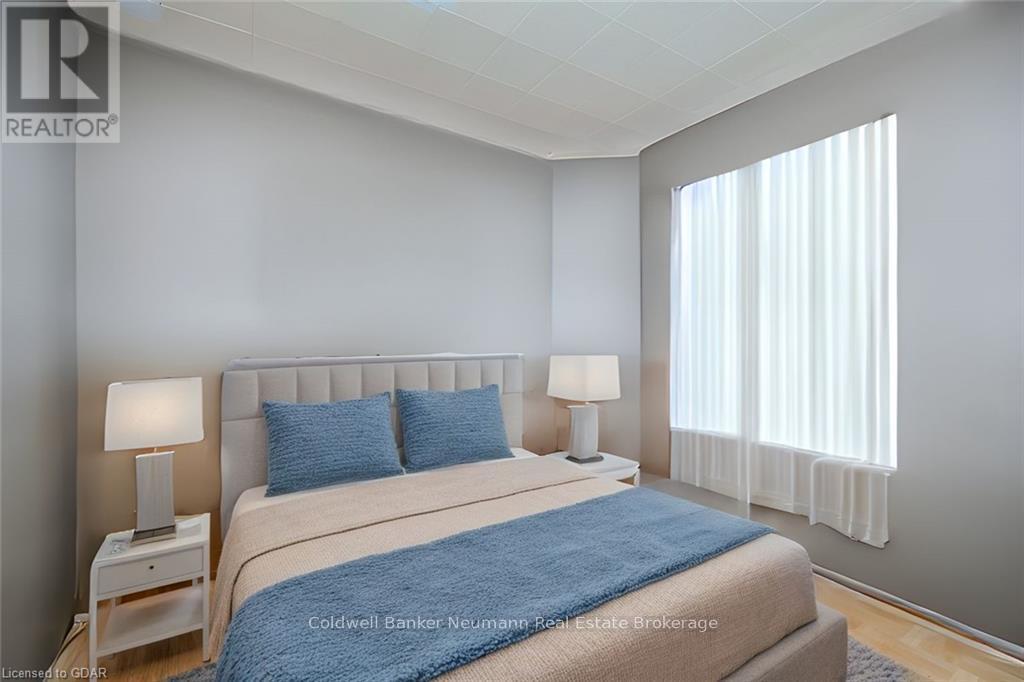 25 Blandford Street, Toronto, Ontario  M6E 3A6 - Photo 16 - C10876214