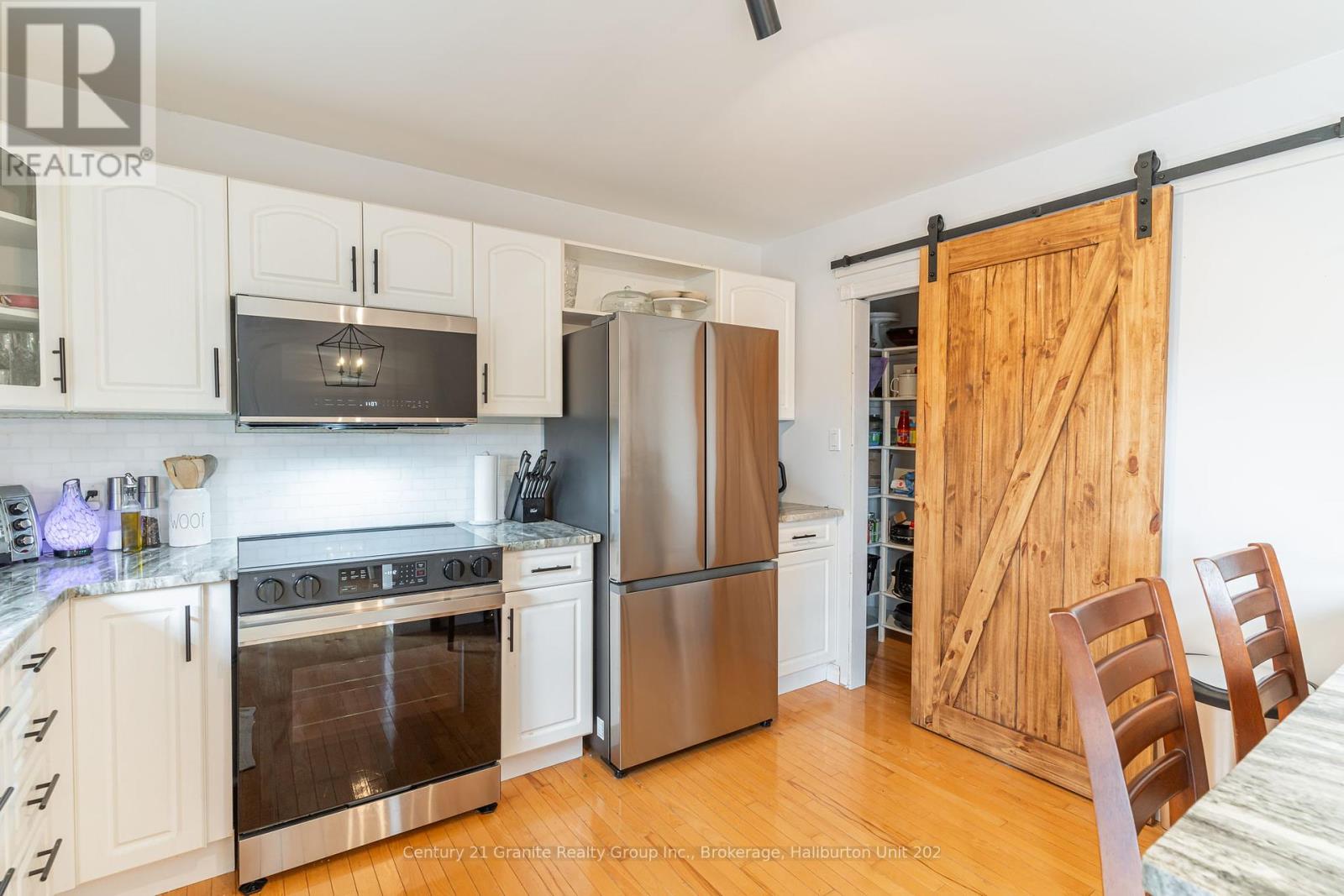8 Mckay Street, Minden Hills, Ontario  K0M 2K0 - Photo 14 - X10439299