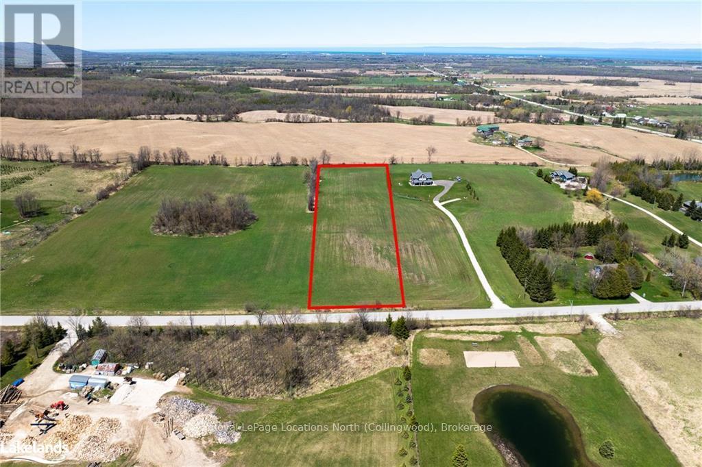 22 Sydenham Trail W, Clearview, Ontario  L0M 1H0 - Photo 2 - S10438529