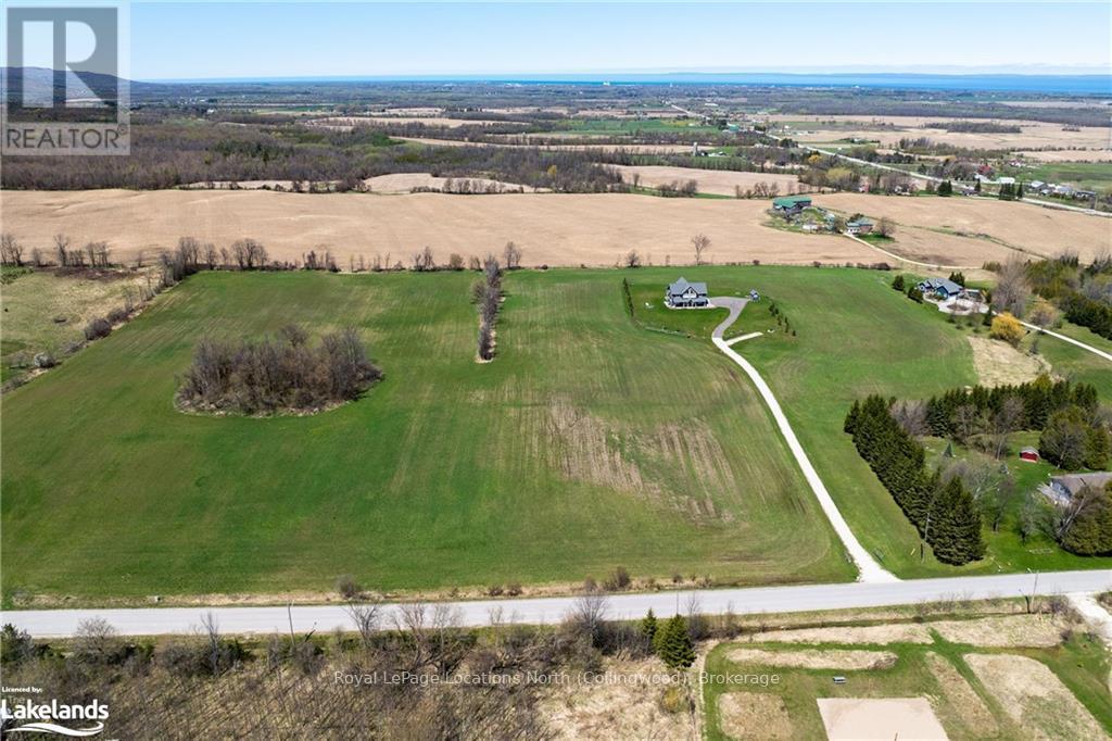 22 Sydenham Trail W, Clearview, Ontario  L0M 1H0 - Photo 5 - S10438529