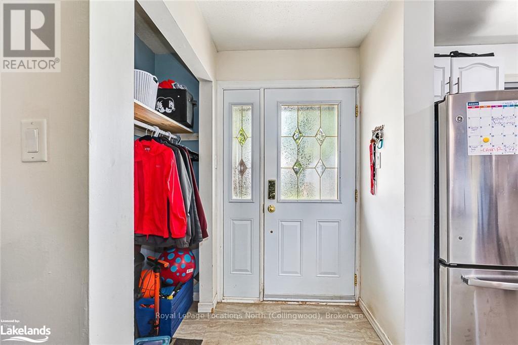 592 Tenth Street, Collingwood, Ontario  L9Y 4C1 - Photo 2 - S10440233